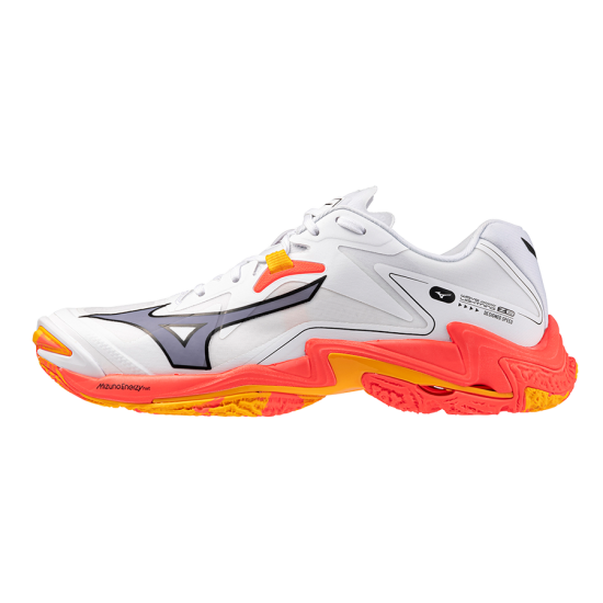 Mizuno Wave Lightning Z8, sisäpelikenkä